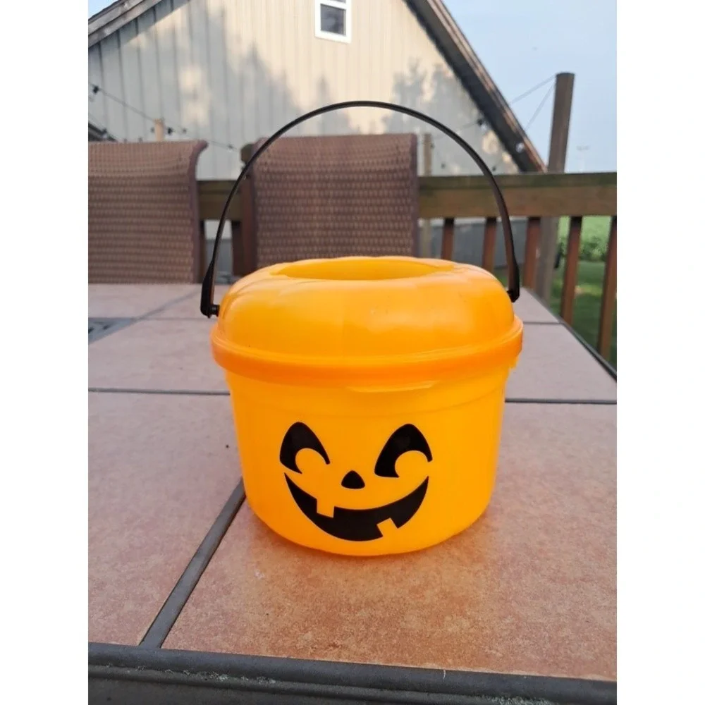 McDonald's 1986 Happy Meal Boo Bucket Halloween Pumpkin COMPLETE J25